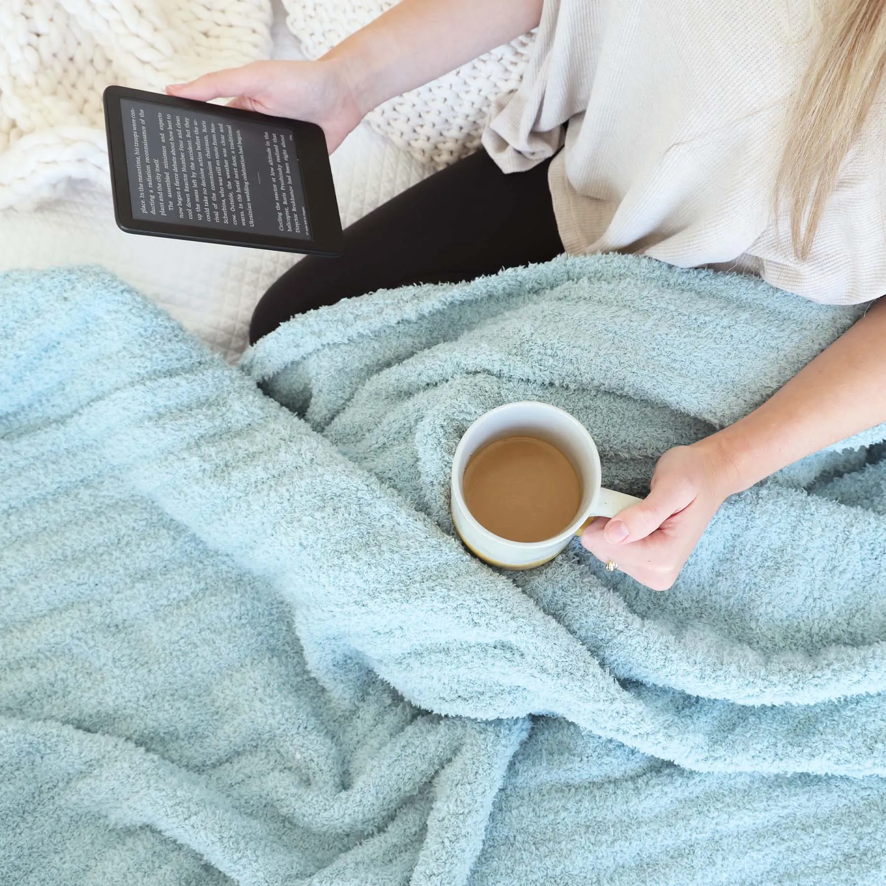 CuddleLane™ Luxe Blankets | Solids
